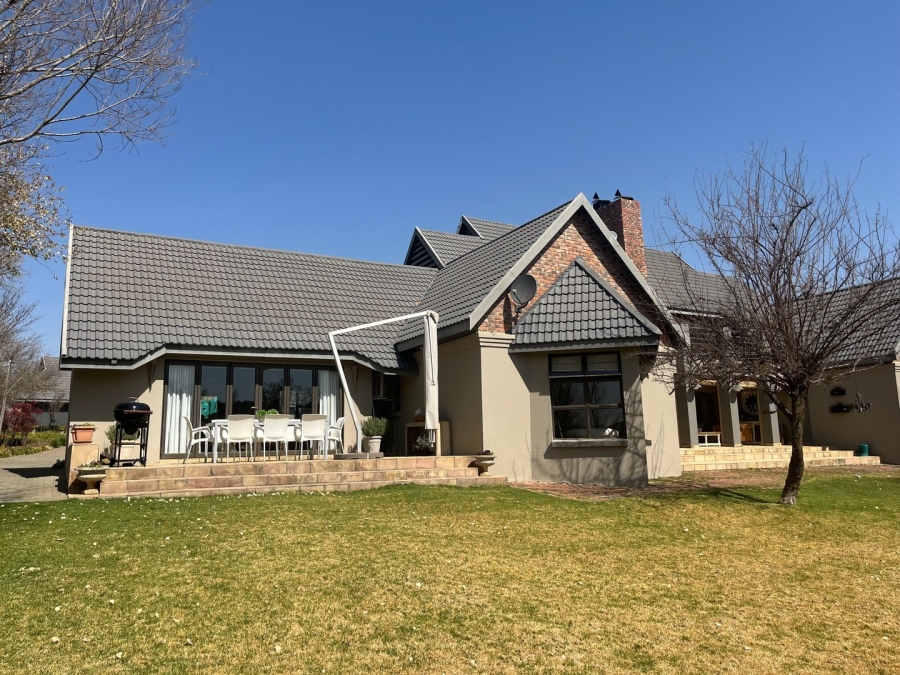 4 Bedroom Property for Sale in Maselspoort Free State